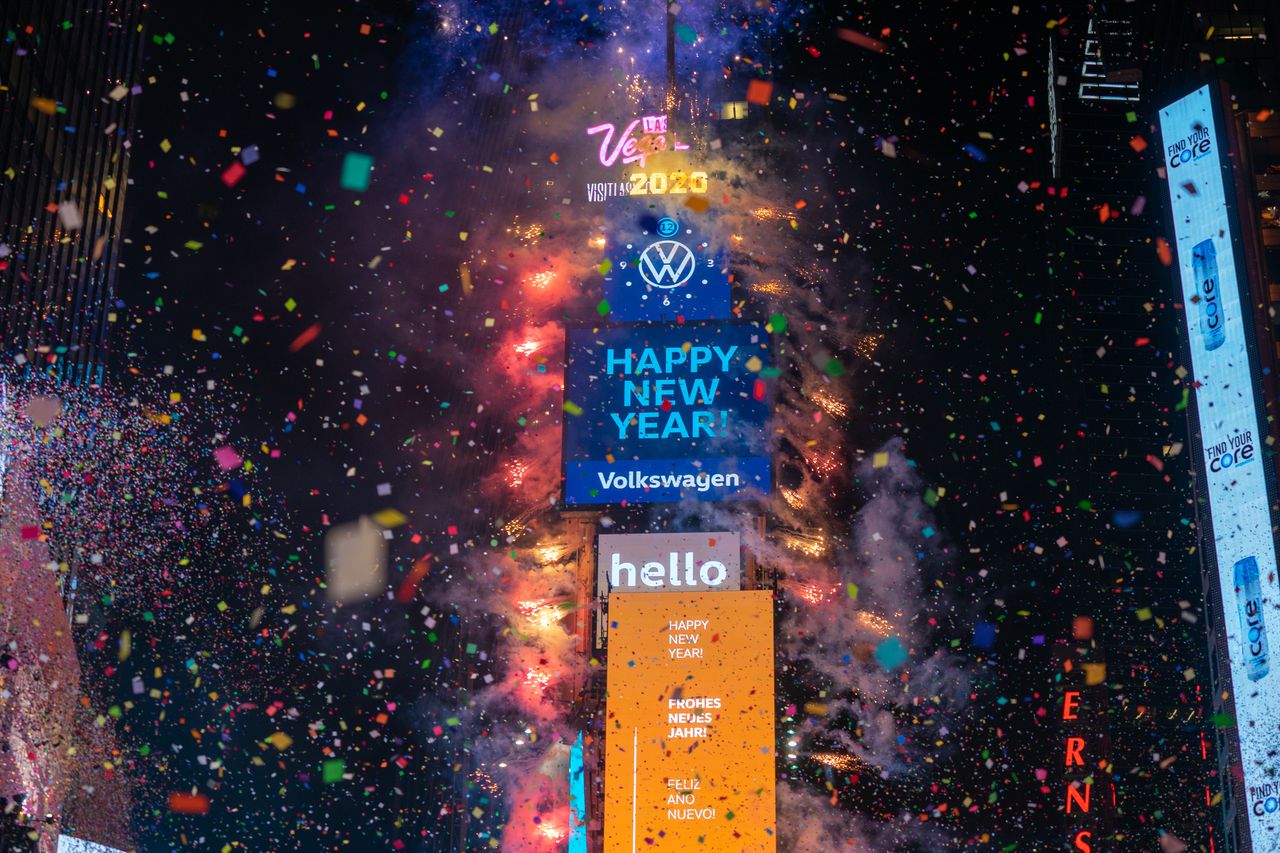 Times Square 2025 Countdown Liuka Shannon